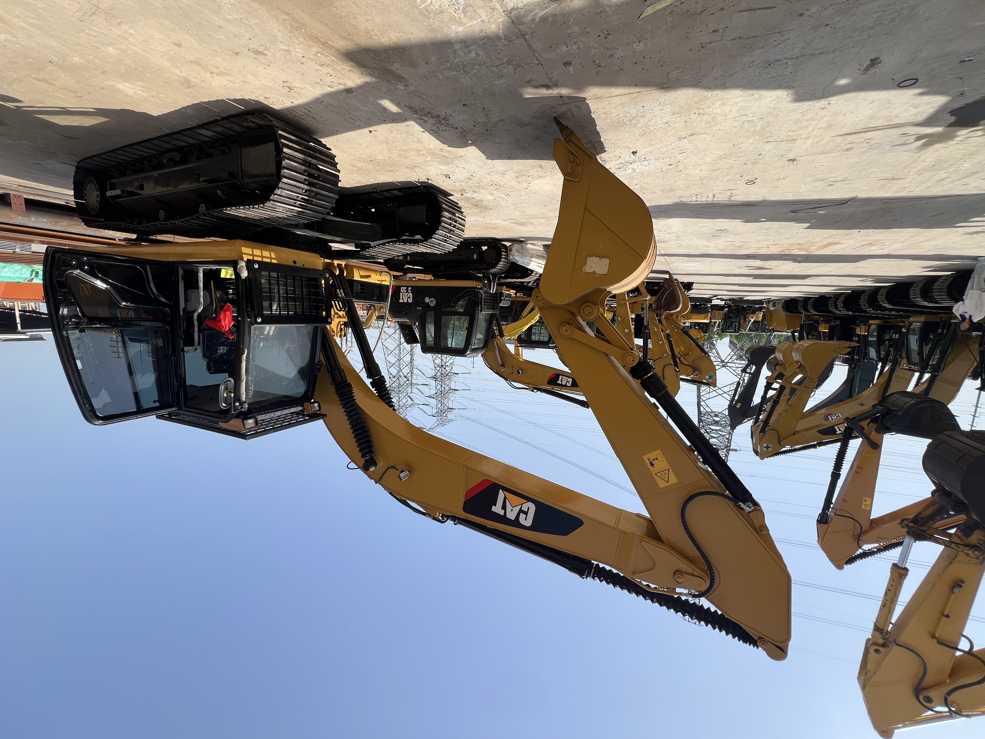 Excavadora CAT 320D de segunda mano en venta | Caterpillar 320D | Potente motor CAT | Sistema hidráulico confiable | Lista para trabajar
