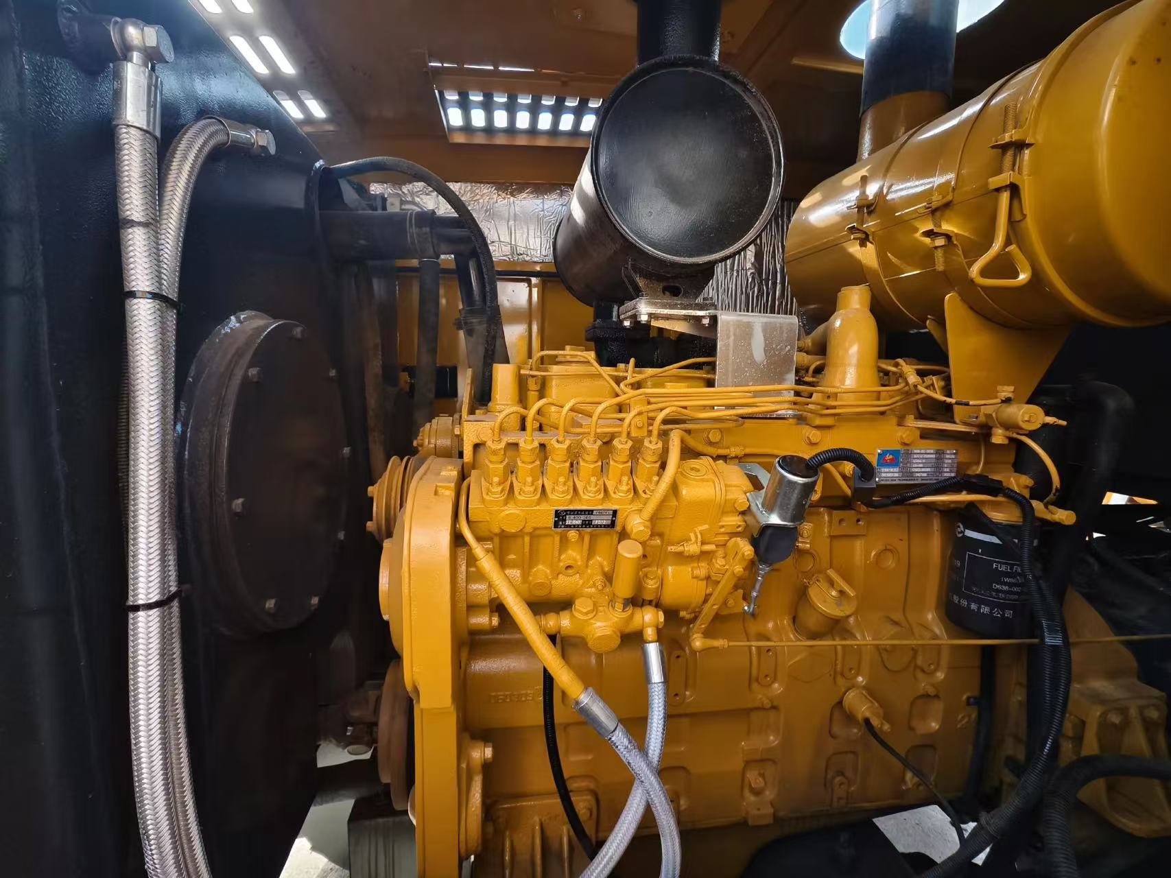 Niveladora de motor XCMG GR1803 usada en venta | Niveladora de carreteras de 180 HP | Potente motor Cummins | En buen estado