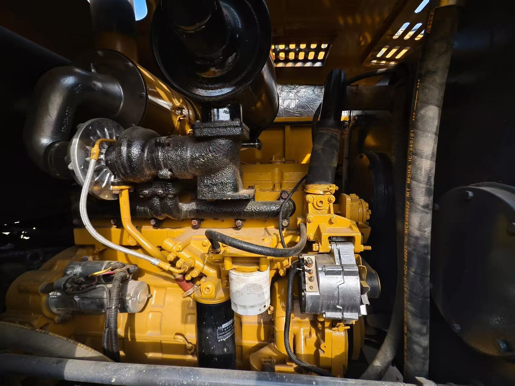 Niveladora de motor XCMG GR1803 usada en venta | Niveladora de carreteras de 180 HP | Potente motor Cummins | En buen estado