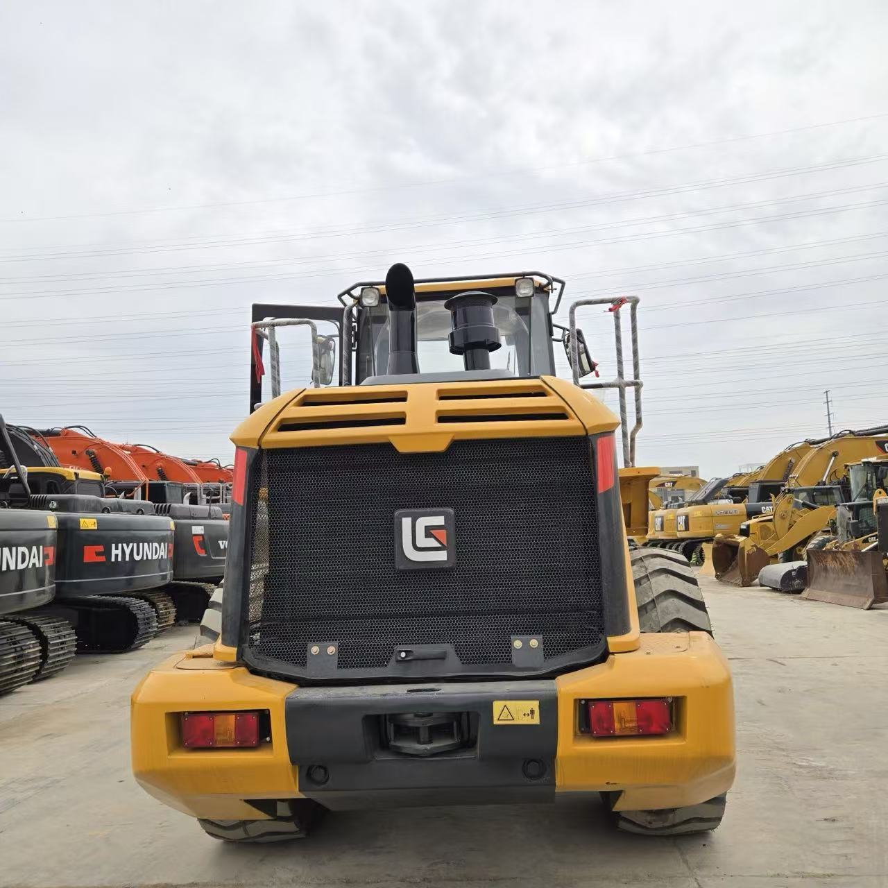 Cargadora de ruedas Liugong 856H usada en venta | Cargadora de 5 toneladas | Potente motor Cummins/Weichai | En excelente estado