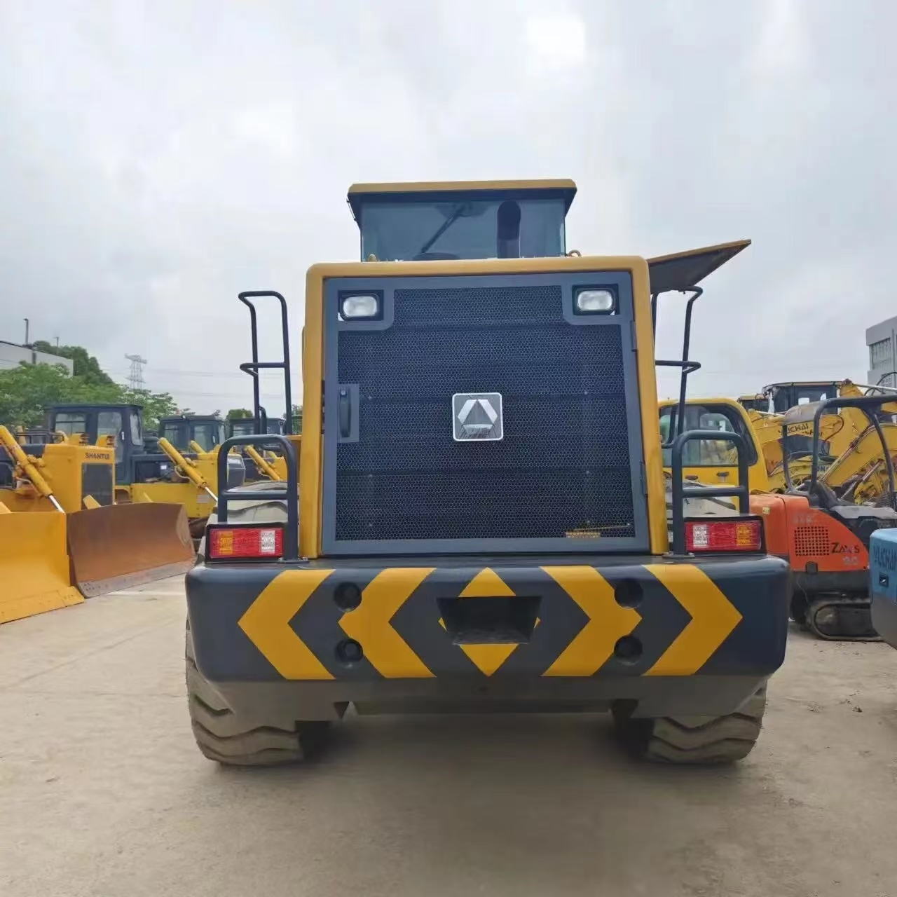 Cargadora de ruedas XCMG 50 usada en venta | Cargadora ZL50 | Motor potente | Rendimiento para trabajos pesados | Lista para trabajar