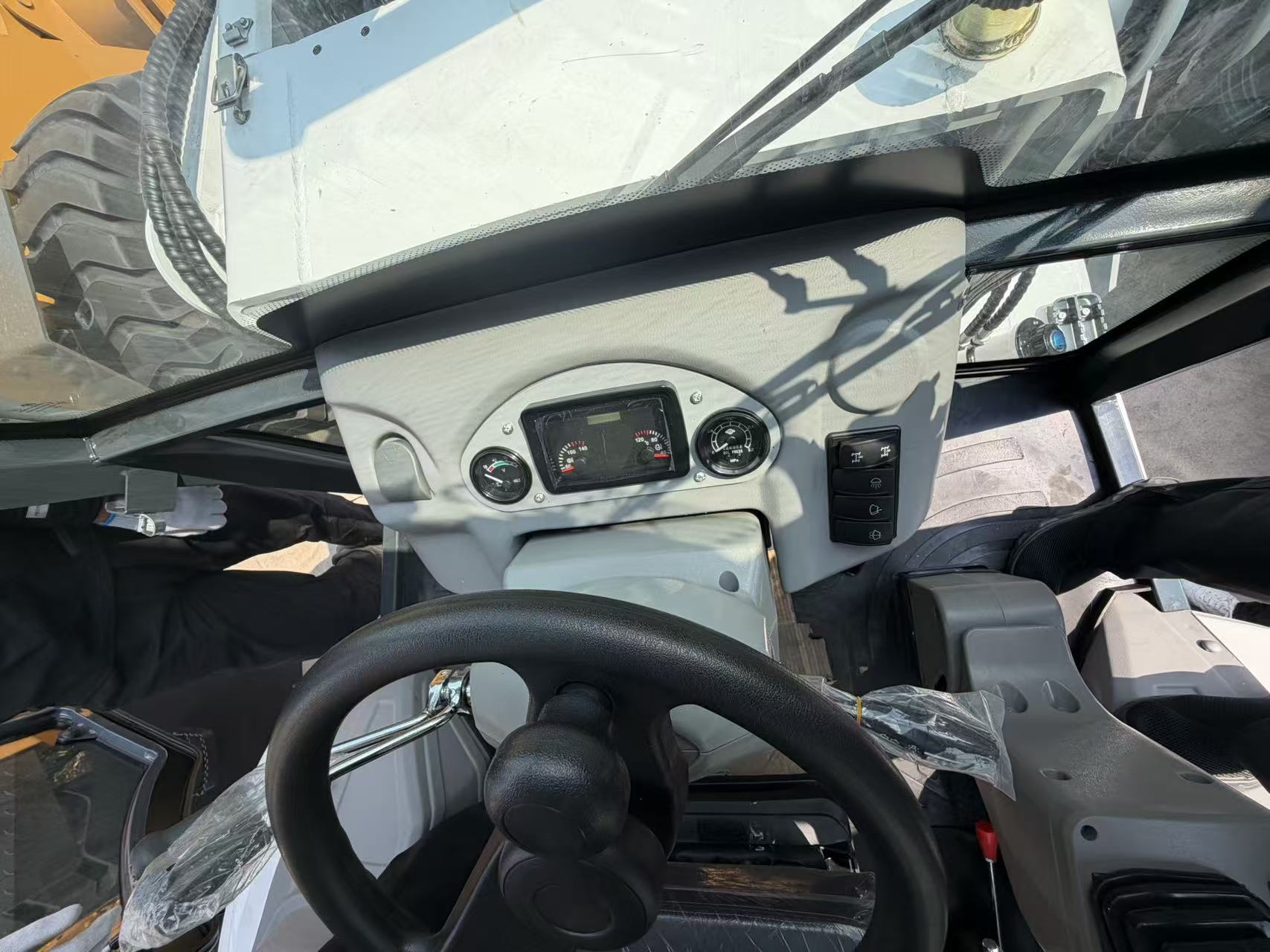 Excavadora retroexcavadora YUYAN 388 – Personalizable OEM/ODM | Estructura de acero de manganeso de alta resistencia | Calidad de referencia CAT y JCB