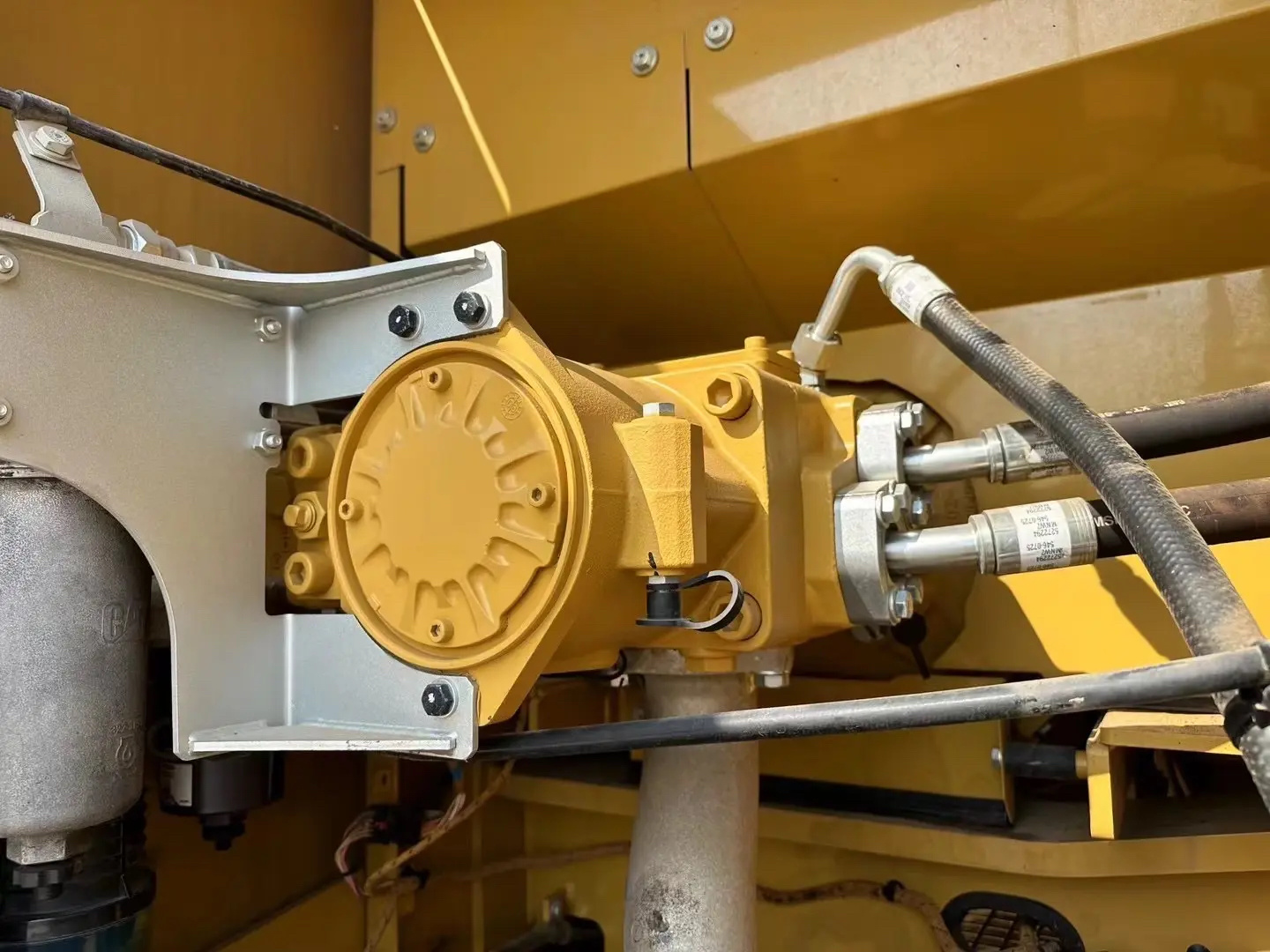 Excavadora Caterpillar 330 usada | Máquina de 30 toneladas | Duradera y eficiente | En buen estado