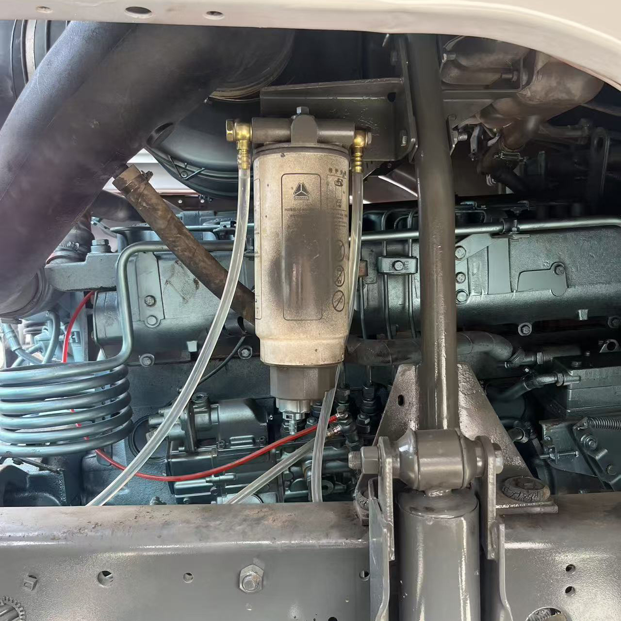 Chasis de camión volquete SINOTRUK HOWO 6×4 usado, 375 CV – WD615.47, diésel Euro II