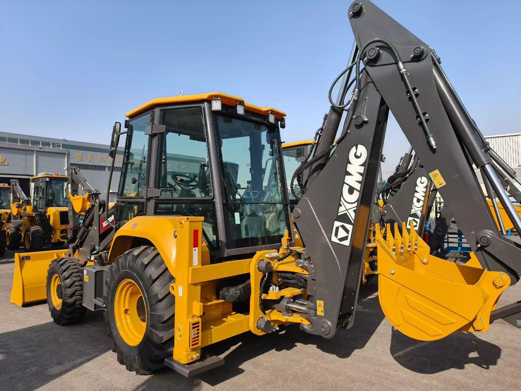 Cargadora Retroexcavadora XCMG XC870HK en Venta | Cuchara Cargadora de 1.0m³ | Retroexcavadora 4WD | YUYAN MACHINERY
