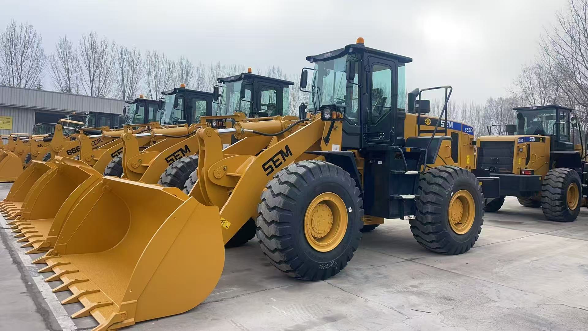 Cargador de ruedas SEM655D de 5 toneladas | Peso operativo de 16.800 kg | Motor Weichai de 162 kW | YUYAN MACHINERY