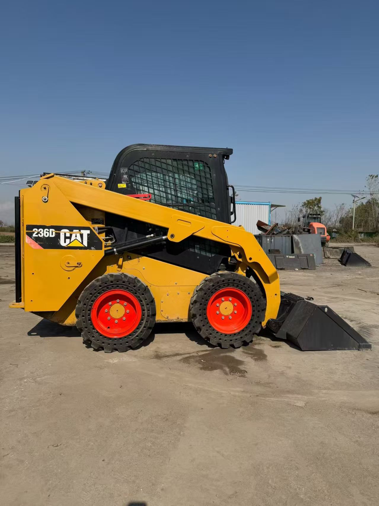 Minicargador CAT 236D de segunda mano en venta | Minicargador compacto de Caterpillar | Potente motor CAT | En buen estado | Listo para trabajar