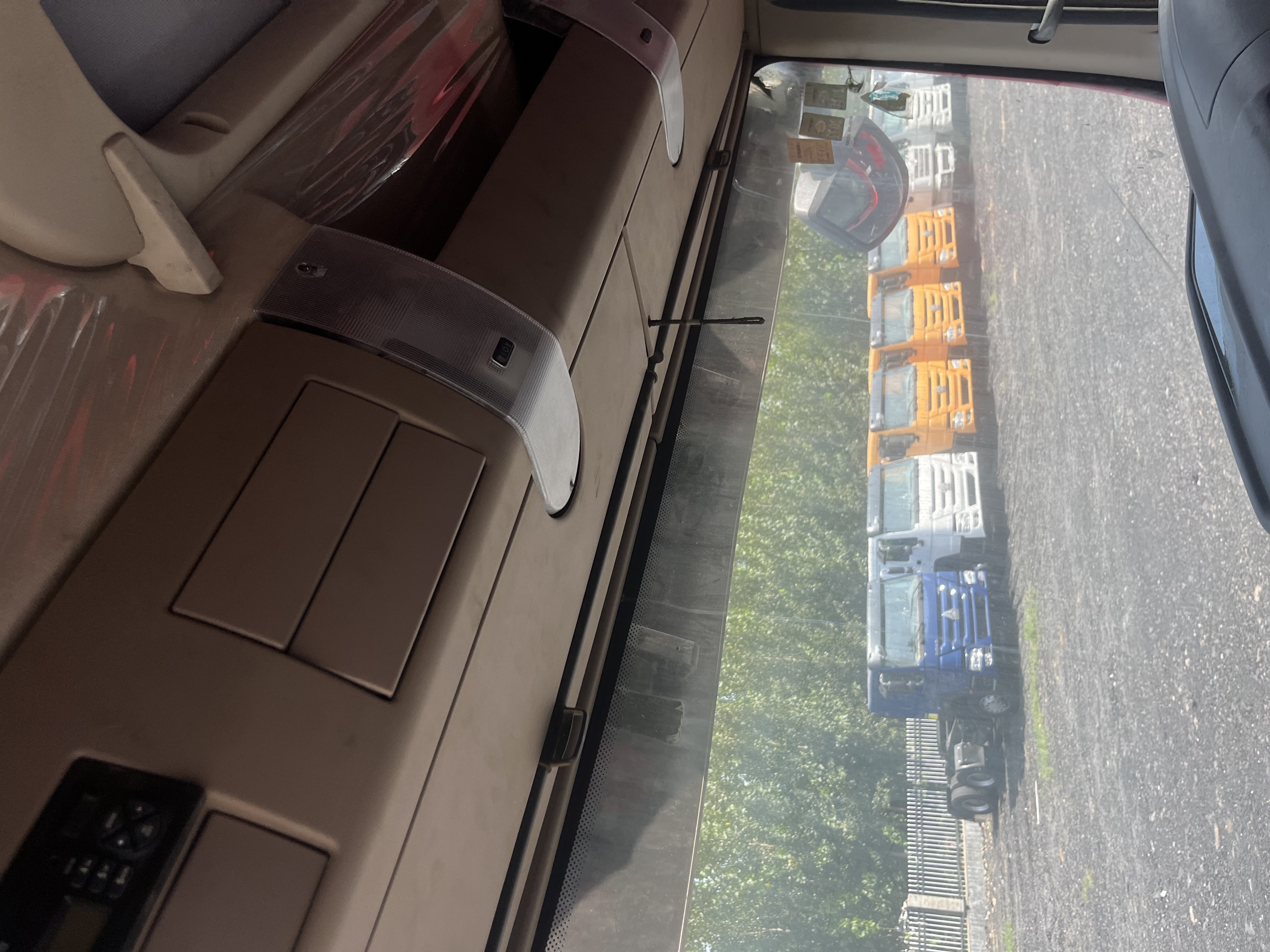 Camión volquete SINOTRUK HOWO TX 6×4 de 400 CV – Camión minero pesado Euro III