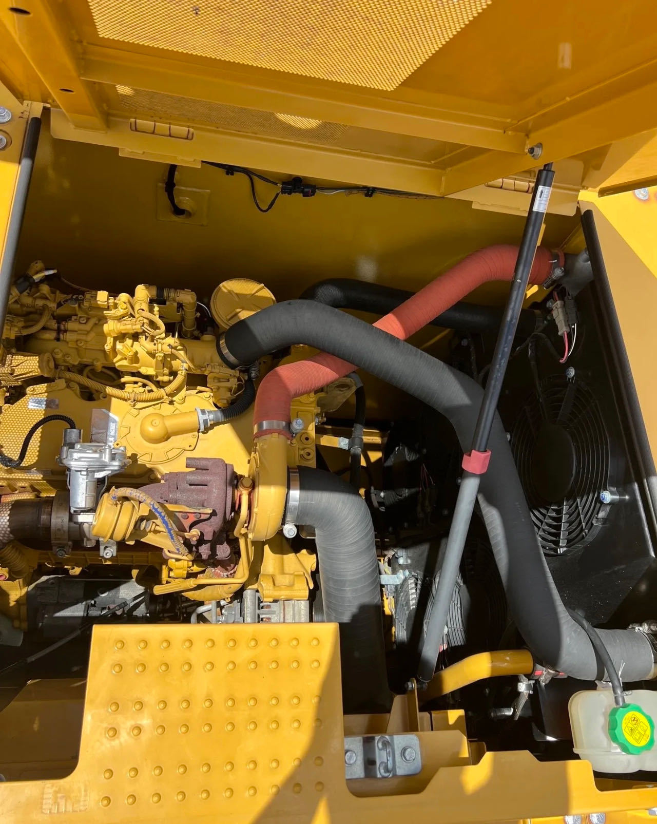 Excavadora hidráulica CAT 320GC de 20 toneladas | Bajo consumo de combustible | Equipo pesado