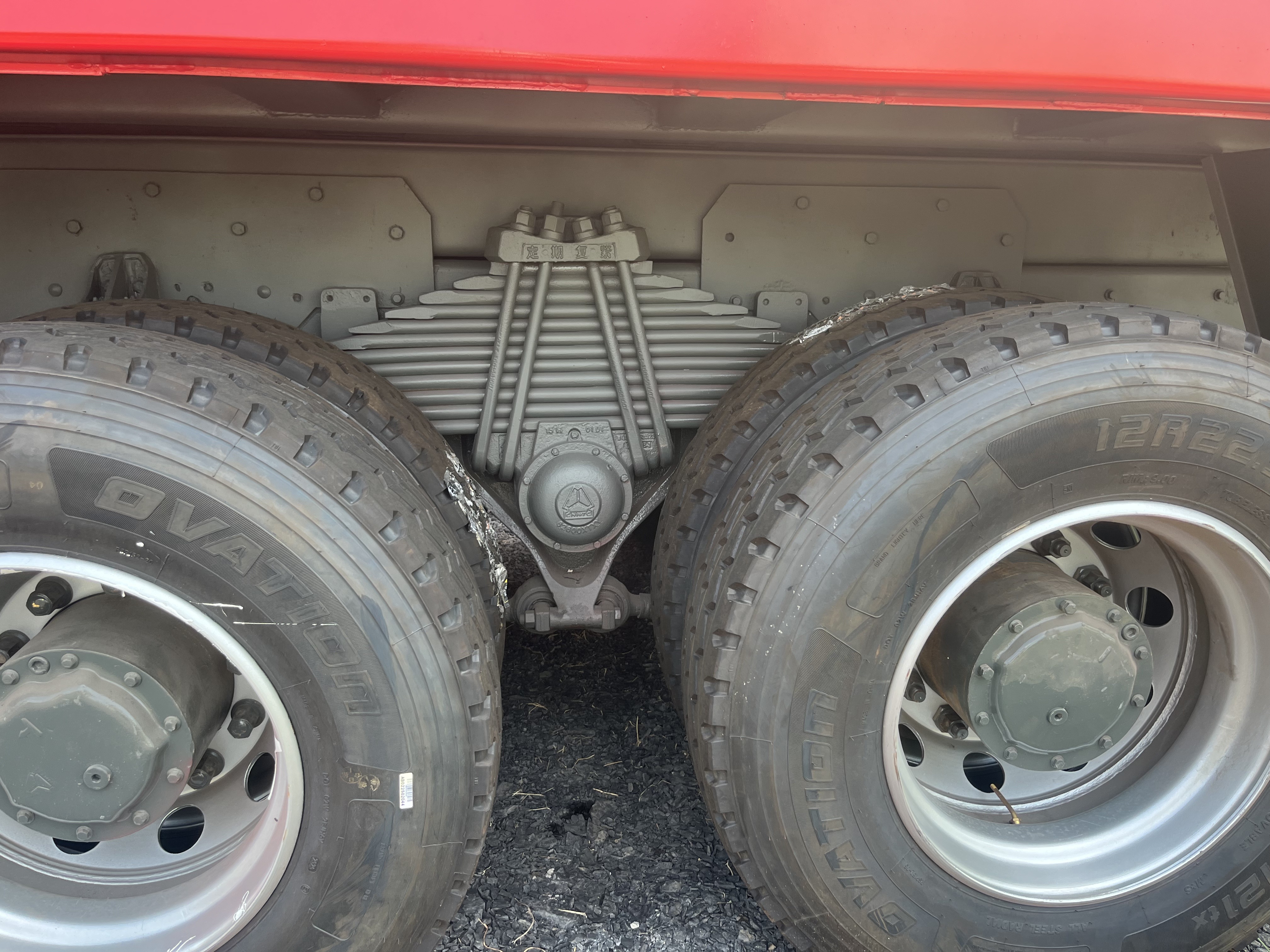 Camión volquete SINOTRUK HOWO TX 6×4 de 400 CV – Camión minero pesado Euro III